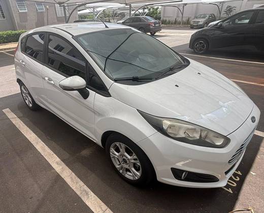 FORD FIESTA 1.6 SE HATCH 16V FLEX 4P MANUAL